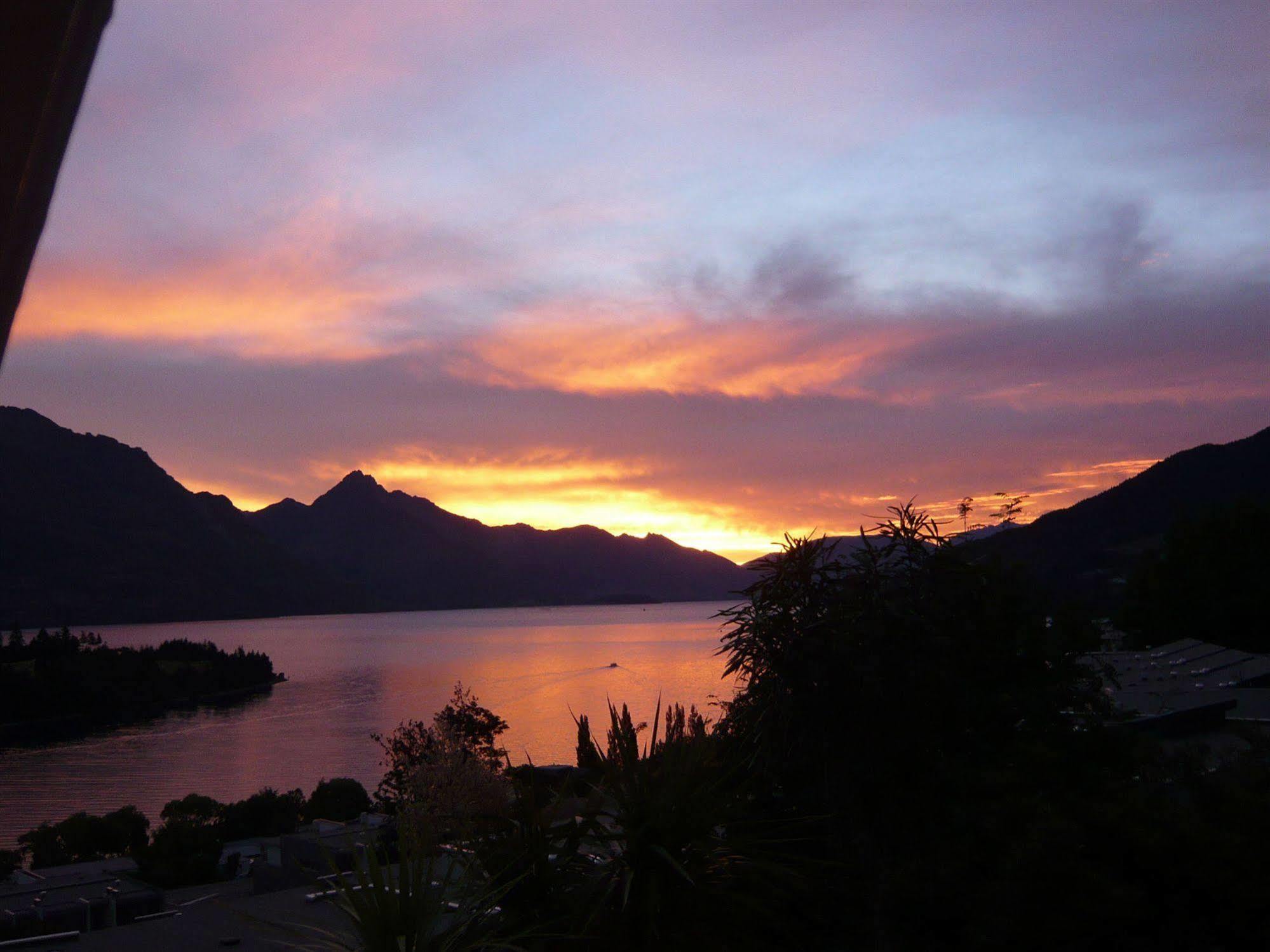 The B & B On The Hill Queenstown Eksteriør billede